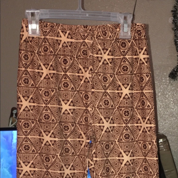 Capris Leggings - Picture 1 of 2